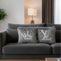 کوسن خزدار نقره ای|مبلمان خانگی و میز عسلی|سبزوار, همت|دیوار