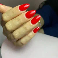 کاشت ناخن بالای ۳ سال سابقه کاری|خدمات آرایشگری و زیبایی|تنکابن, |دیوار