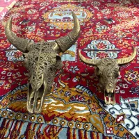 دکوری و دو باکس چوبی