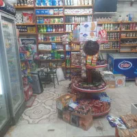 فروشنده خانم یا آقا برای سوپر مارکت