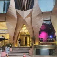 ۲۱ متر مغازه تجاری  پاساژ طبقه اول زعفرانیه تهاتر