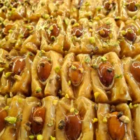 فروشندگی غرفه باقلوا