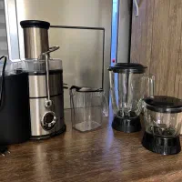 آبمیوه گیر ۳ کاره