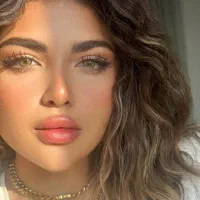 مدل میکاپ میشم