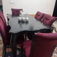 میز غذاخوری ۶ نفره با صندلی ها در حد نو