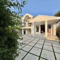 ویلاکلید نخورده معاوضه باخودروهم میزنه/آگهی واقعیه
