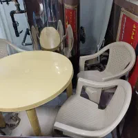 میز و صندلی پلاستیکی
