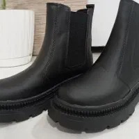 نیم بوت و کفش زنانه