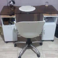 میز و صندلی