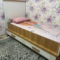 تخت جوان ونوجوان