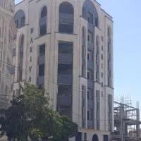 آپارتمان۱۳۰متری ۳خواب فول امکانات صفر