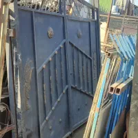 درب باغی  حیاط