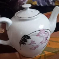 قوری بزرگ قدیمی