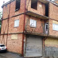 فروش خانه ۳ طبقه تقریبا نیمه کاره