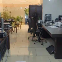 منشی مسلط به امورفروش