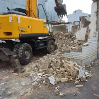 تخریب ساختمان های کلنگی در اسرع وقت|خدمات پیشه و مهارت|رشت, سلیمانداراب|دیوار