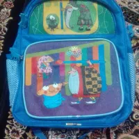 کوله مدرسه و کیف زنانه