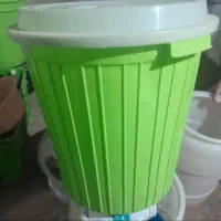تعدادشش عدد سطل|ظروف نگهدارنده، پلاستیکی، یک‌بارمصرف|نیشابور, شهرک قدس|دیوار