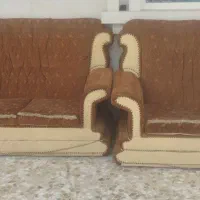 مبل چهار تیکه همراه با دوعدد میز شیشه ای|مبلمان خانگی و میز عسلی|شوشتر, |دیوار