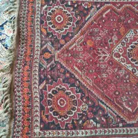 فرش دستباف قدیمی (طرح آباده)|فرش|شیراز, کوشک میدان|دیوار