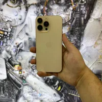 ایفون 16promax  در حد اک بدون خط خش