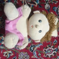 عروسک|اسباب‌بازی بچه|قوچان, |دیوار