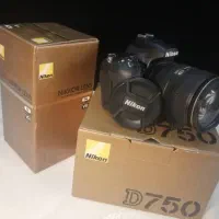 دوربین نیکون D750 با لنز ۲۴-۱۲۰