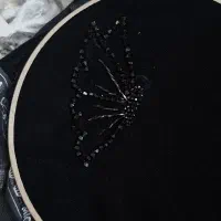 اپلیکه پروانه مخمل جواهر دوزی شده