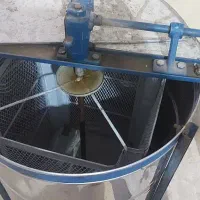 اکستراکتور عسل گیری