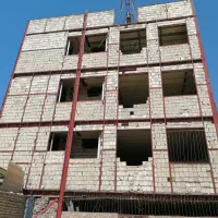 آپارتمان3طبقه هرطبقه 2واحد 300 متر زمین چهارمردان