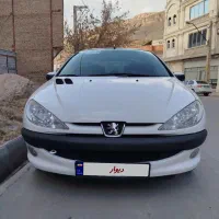 206 وی 8 تیفایو