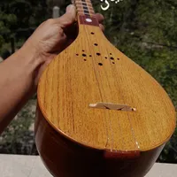 سه تار دو مهر