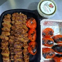 نیرو آقا کمک آشپزی