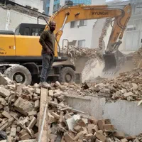 تخریب ساختمان قدیمی سقف ستون راپله پی بتن