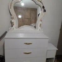 میز آرایش در حد