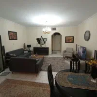 اجاره میدان ۷۷