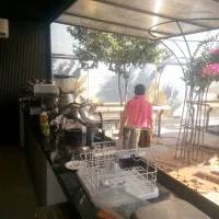 باریستا حرفه ای استخدام کافی شاپ|استخدام خدمات فروشگاه و رستوران|کاشان, مدرس|دیوار