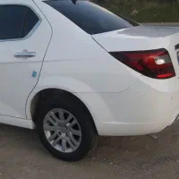 فروش دنا پلاس سفید مدل ۴۰۲