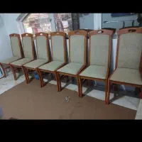 صندلی میزبان