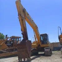 بیل مکانیکی کوماتسو 220