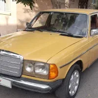 بنز ۲۳۰ دانشجویی