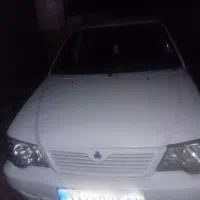 ماشین ۱۳۲ سفید