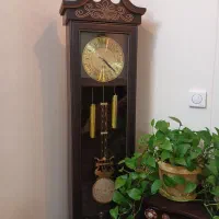 ساعت ایستاده