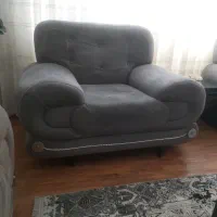 مبل تکنفره ۲عدد و دو عدد پاف