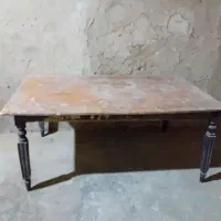 میز چوبی