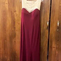 لباس مجلسی زنانه زرشکی در حد نو