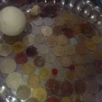 چند عدد سکه خارجی وایرانی