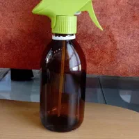 پت شیشه ای و پایه رول دستمال کاغذی