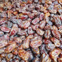 خرما کبکاب پاک کرده تمییز کیلویی ۳۰۰