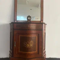 اینه و کنسول